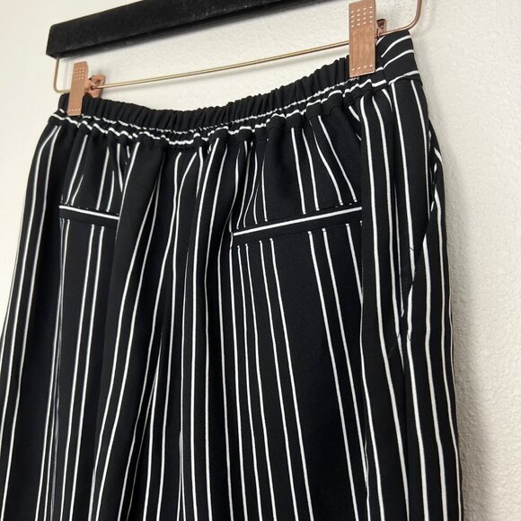 A New Day Black Striped Wide Leg Pull On Cropped High Waist Pants Womens XS - Picture 5 of 10
